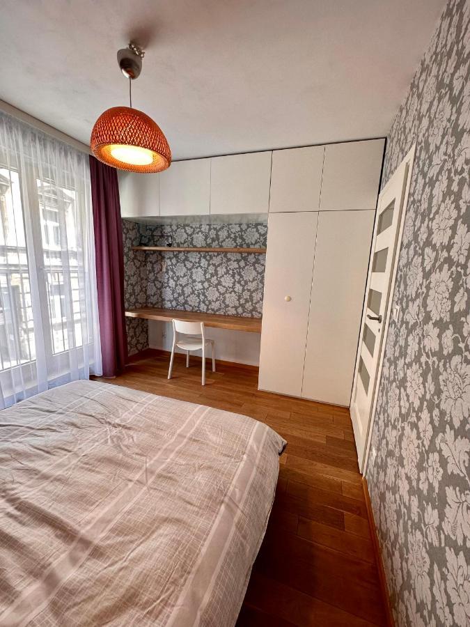 Browar Lubicz- 5min Walk To The Old Town, Garage Apartment