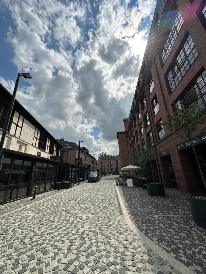 Apartment Browar Lubicz- 5min Walk To The Old Town, Garage Krakau